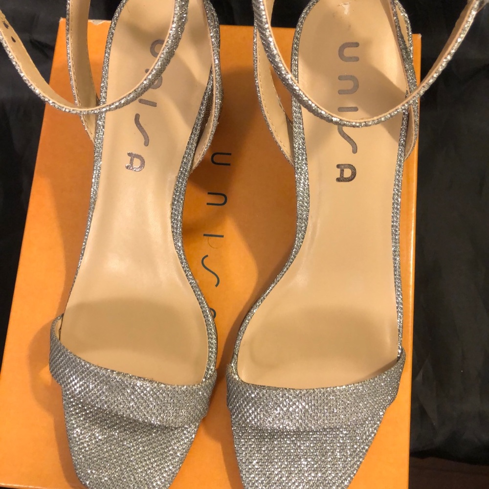Women’s Silver Heels